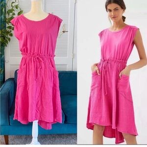Chic Fuchsia High-Low Dress